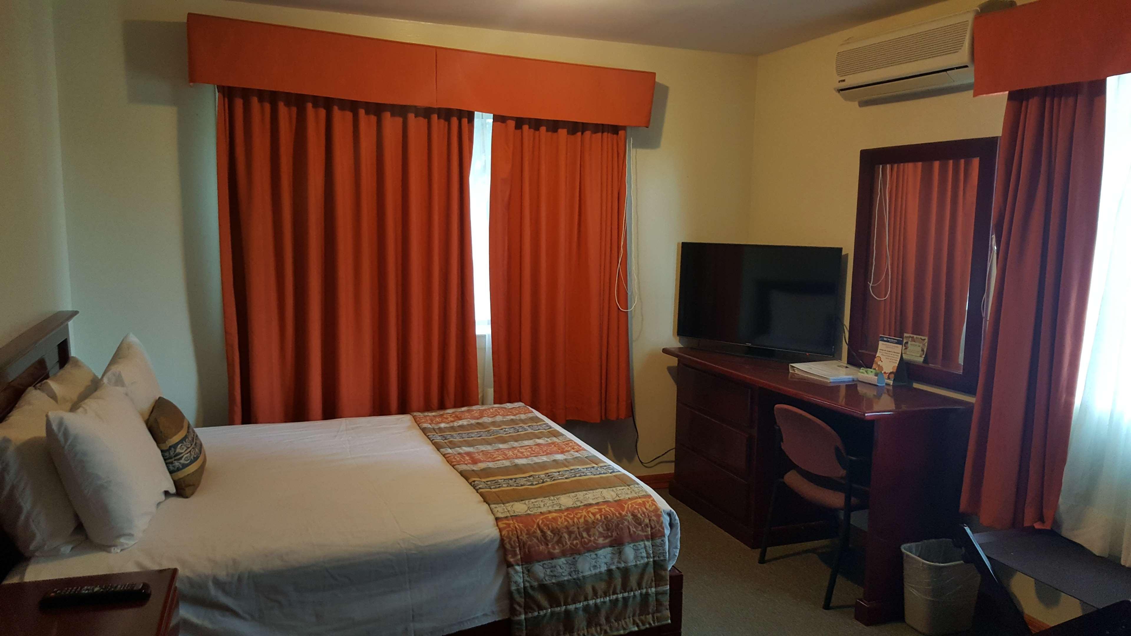 Best Western Bazarell Inn Montemorelos Luaran gambar